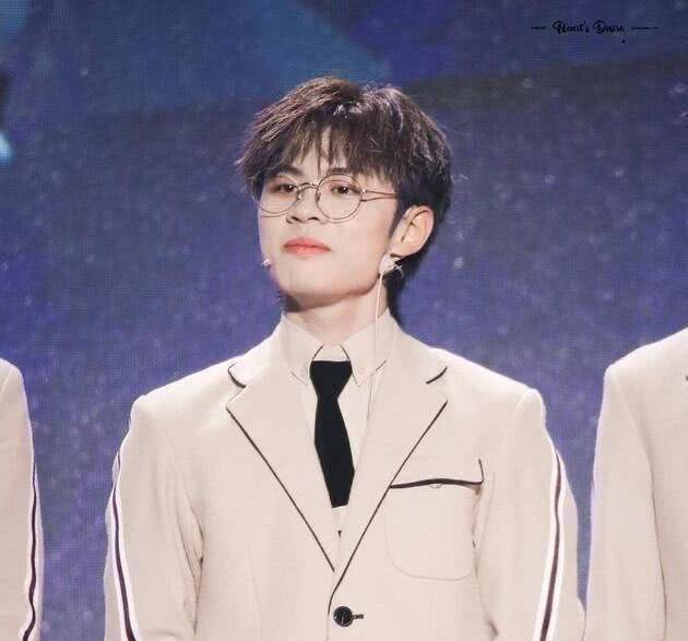 《创造营》男团最大遗憾,何洛洛弃高考,李鑫一落榜,王晨艺退赛_赵磊