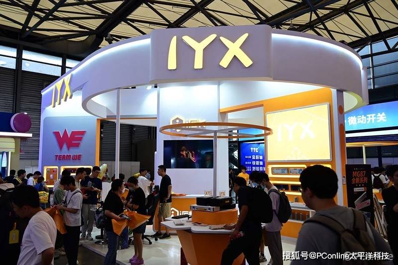 chinajoy速递:穿越人山人海,只为看那一眼百花齐放的硬件_主机_展台