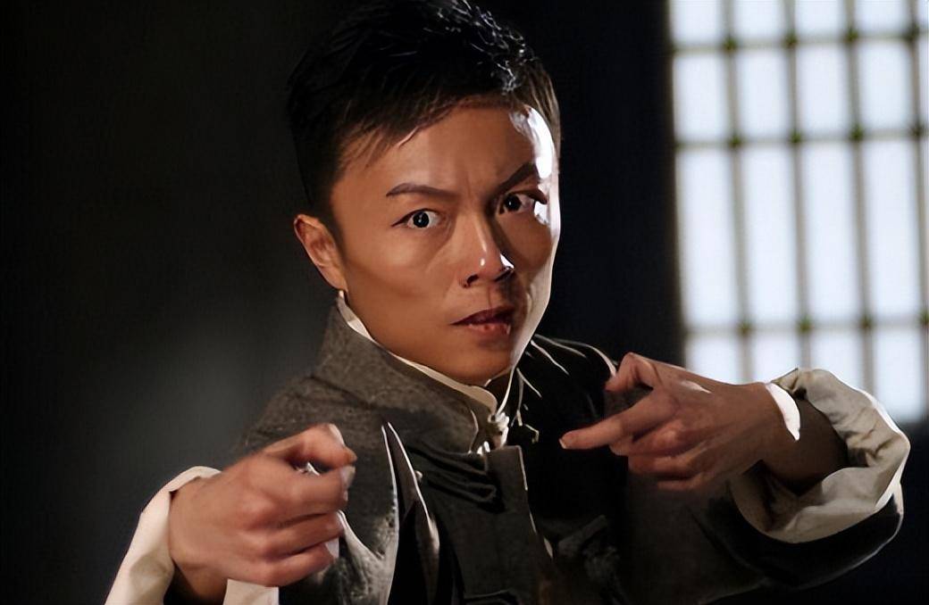 李连杰_王晶_父母