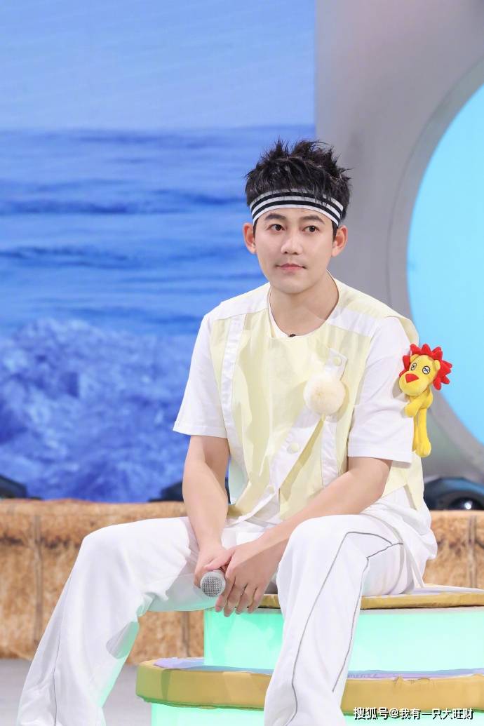 《你好星期六》杨超越丁禹兮全程混,杨迪答题得罪人何炅不停道歉_时间