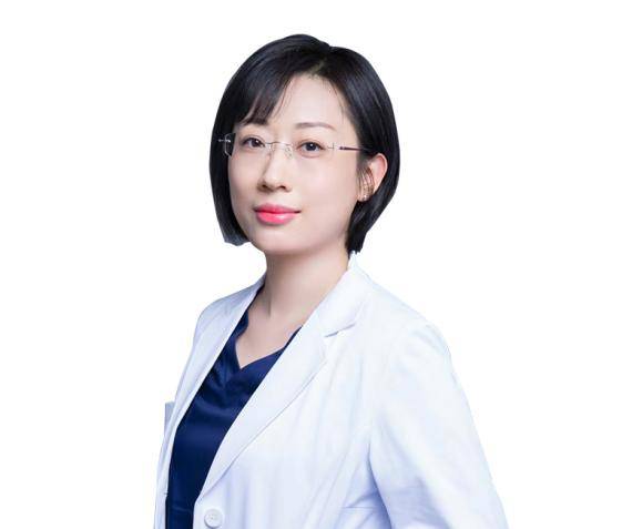 2岁女童眼睛进异物,急坏了爸妈 李冰晴主任紧急处置巧施妙手取出异物!