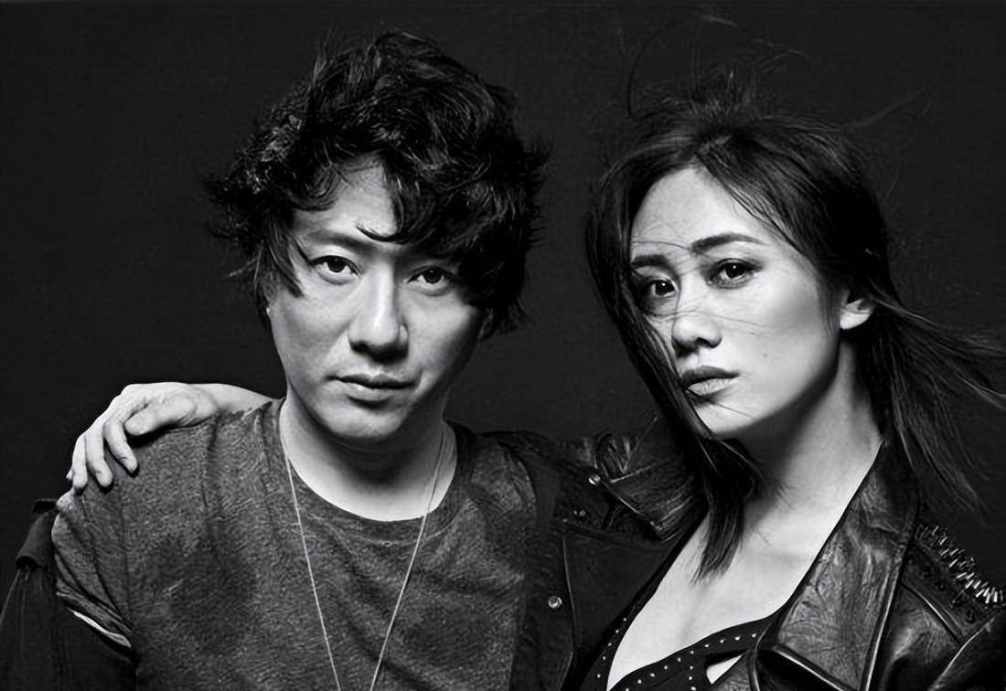 刘云甚至对郑俊说:"你的全身都是我买的,你要走就把衣服脱了还给我!