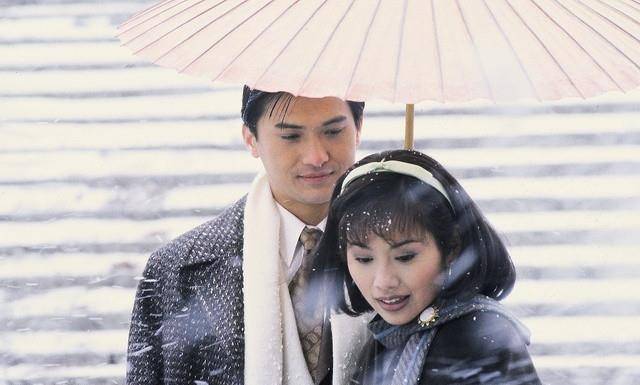 张学友选中她作为音乐剧《雪狼湖》的女主角,带她巡演.