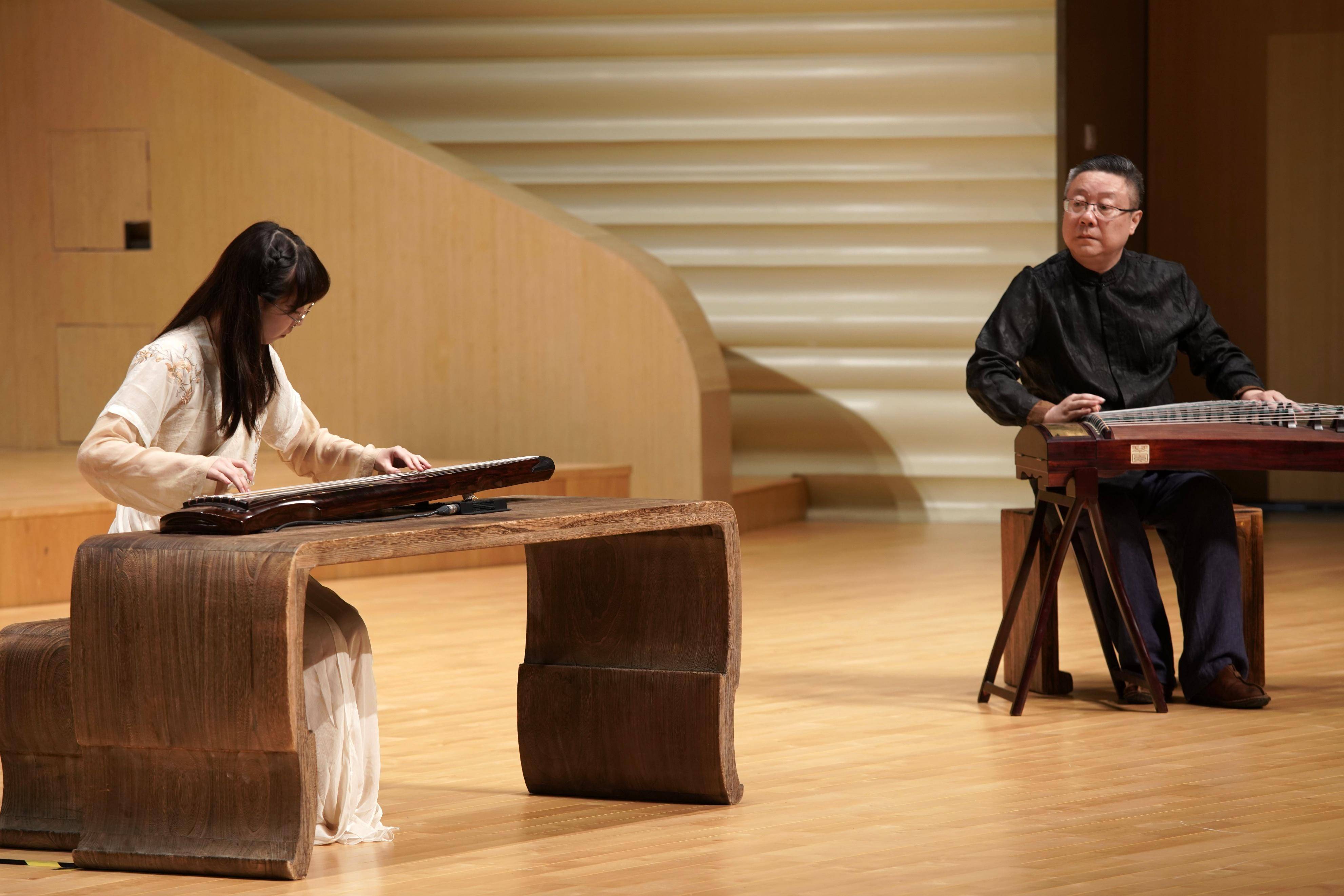 古韵悠扬 "琴旭61薪传"古琴音乐会在南通大剧院上演_活动_姚亮