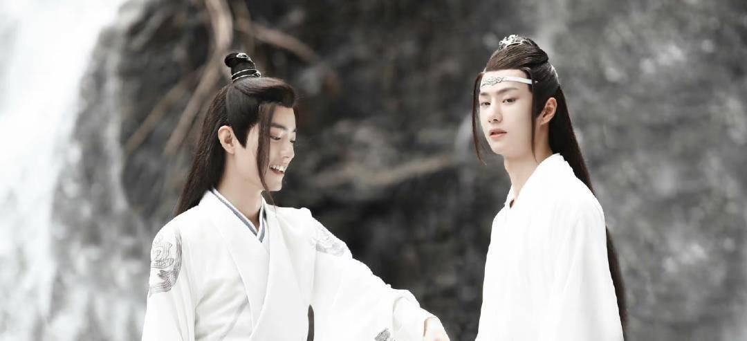 原王一博肖战刘耀文张岚汪小菲俞灏明张珍_张靓颖_张兰和_微博