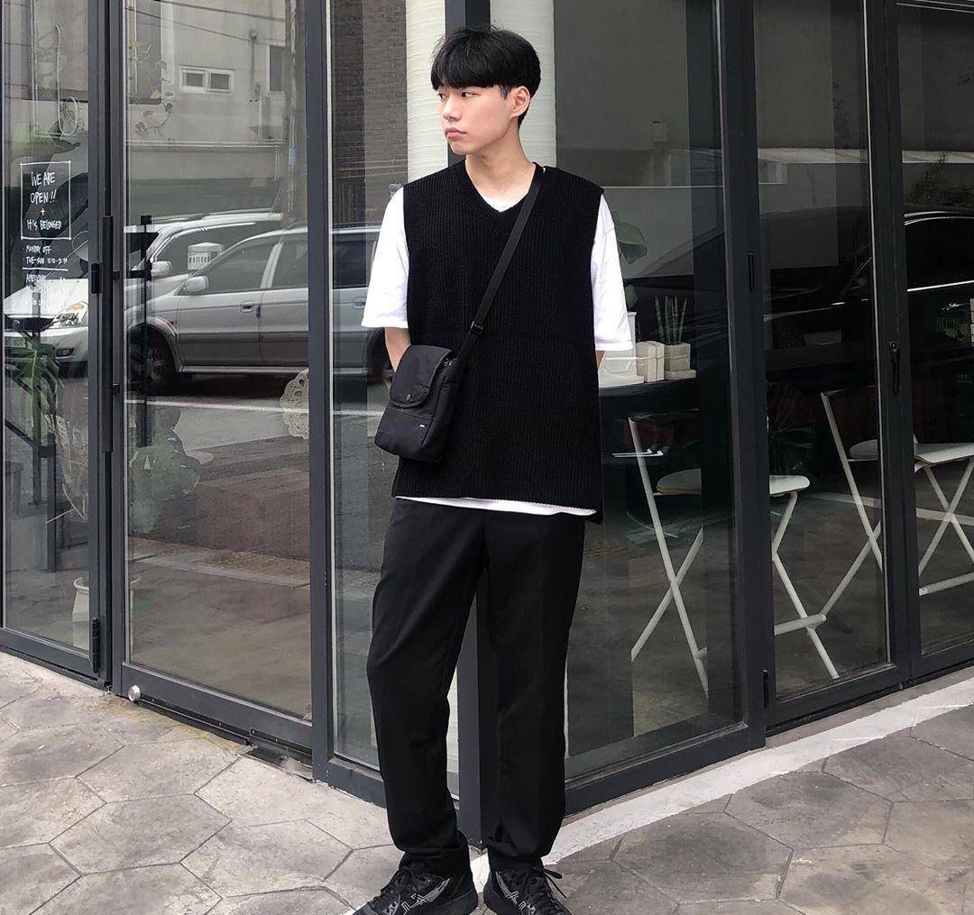 夏天穿搭要适当花一点，这样更有造型感