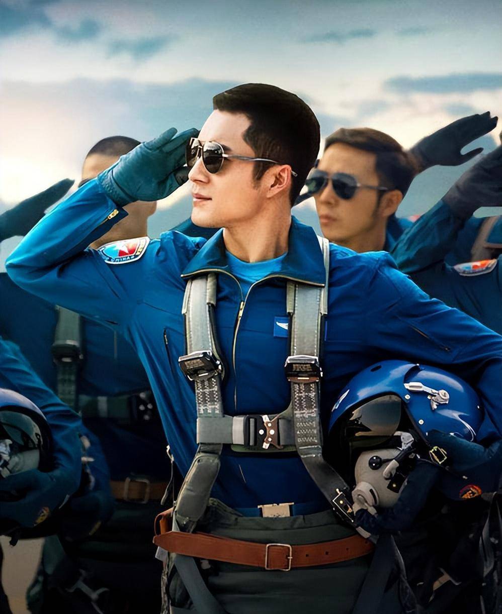 为什么飞行员几乎全是军官，而没有士兵？