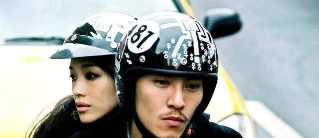 随后,张震又分别在2005与2006年,凭借《最好的时光》《吴清源》收获了