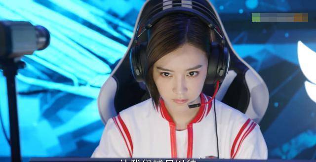 《全职高手》陶轩制造舆论绑架苏沐橙,让嘉世队员寒心,腹黑老板_兴欣