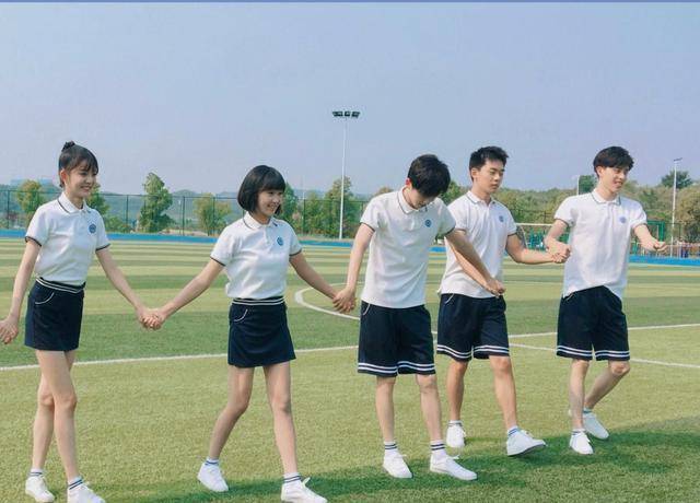 早日收官的《时光与你都很甜》是由演员孙泽源,吕小雨,敖瑞鹏,王晴