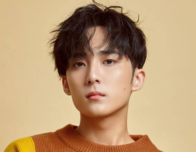 《小欢喜》季杨杨演技了得,戏里玩世不恭,戏外却是一名学霸_郭子凡