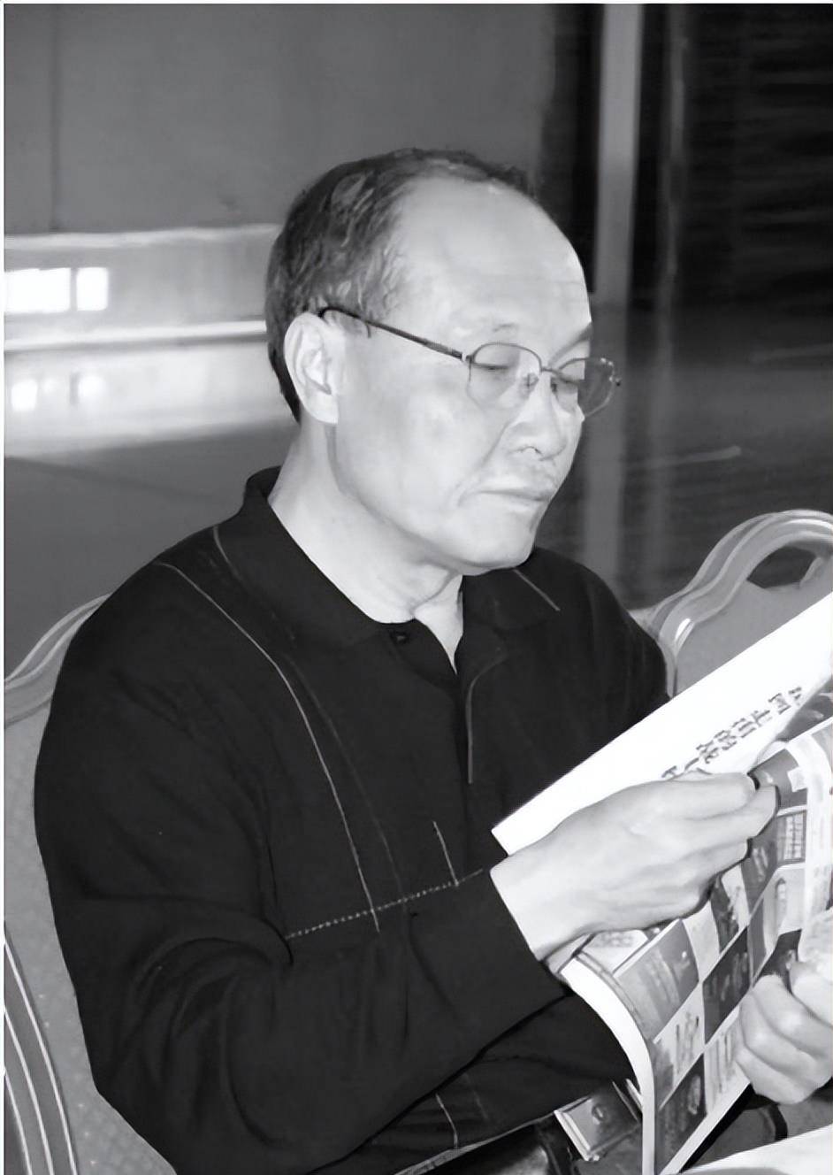 陈独秀晚年:频繁搬家,无米下锅仍不肯动巨款,死前半月食物中毒_稿费