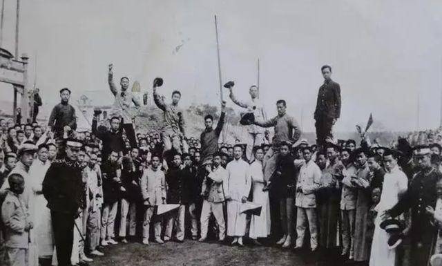 徐文烈:50军原政委,特殊时期被遣送回乡,每月只有60元的生活费_革命