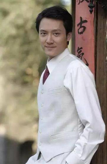 《心居》冯绍峰本色出演,告别赵丽颖后,他依旧能打出一副王炸_杨幂_剧