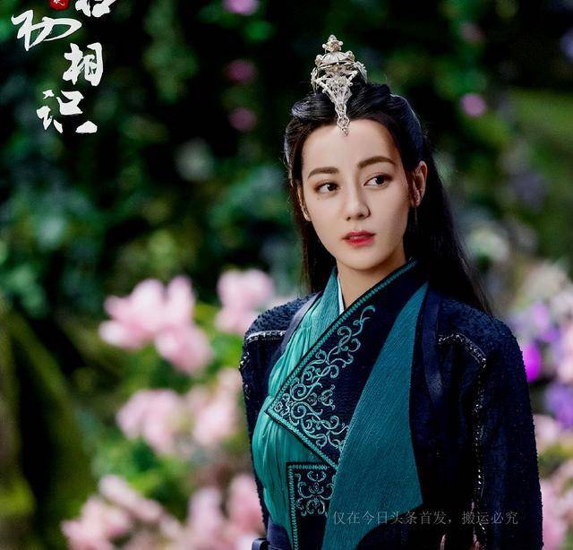 唐嫣新戏造型模仿杨幂被吐槽,粉丝给造型师发教程,接戏别只看钱_观众