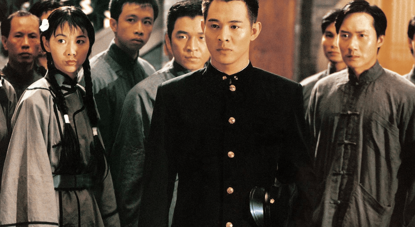 《精武英雄》是一部1994年上映的香港武打电影,由李连杰主演.