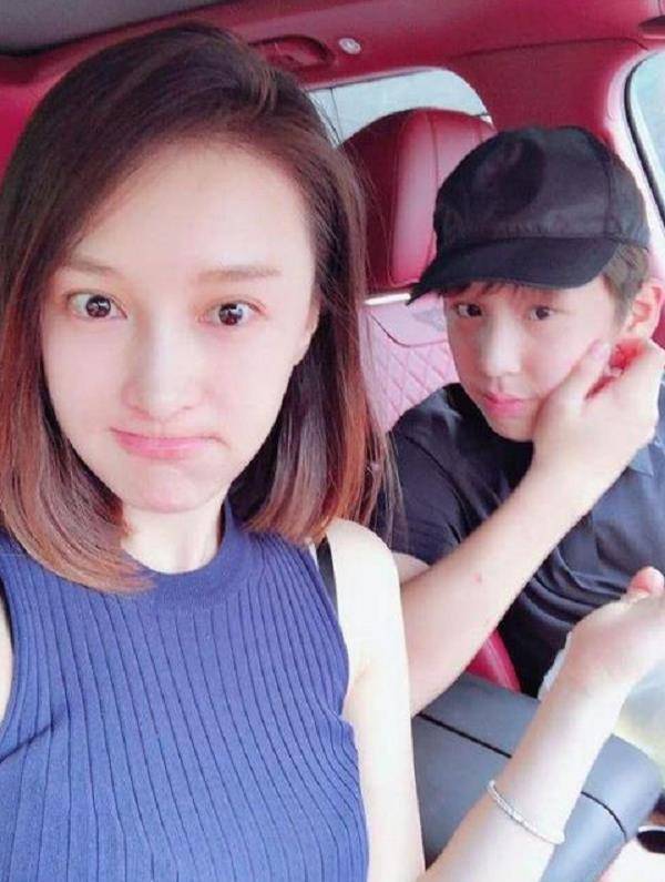 20年前,谁还记得那个"坏女孩"梦萍,如今嫁富商成人生赢家_乐珈彤_赵薇