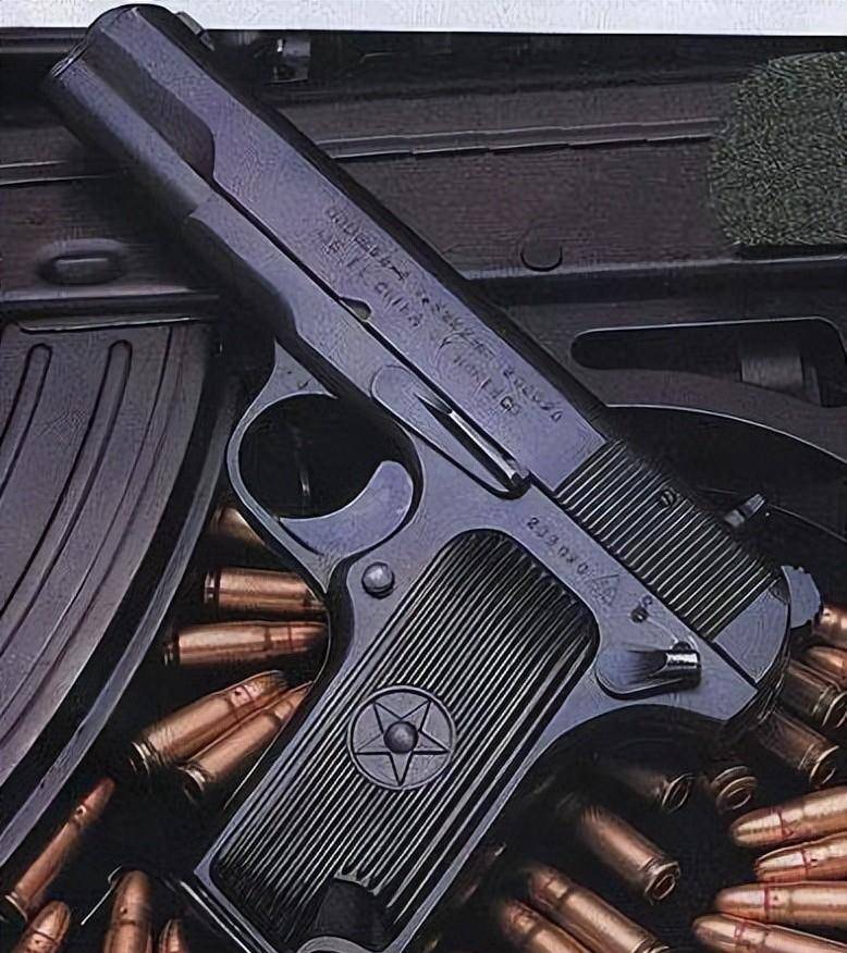 "长寿"的54式手枪,68年来人人爱不释手,为何能够经久不衰?