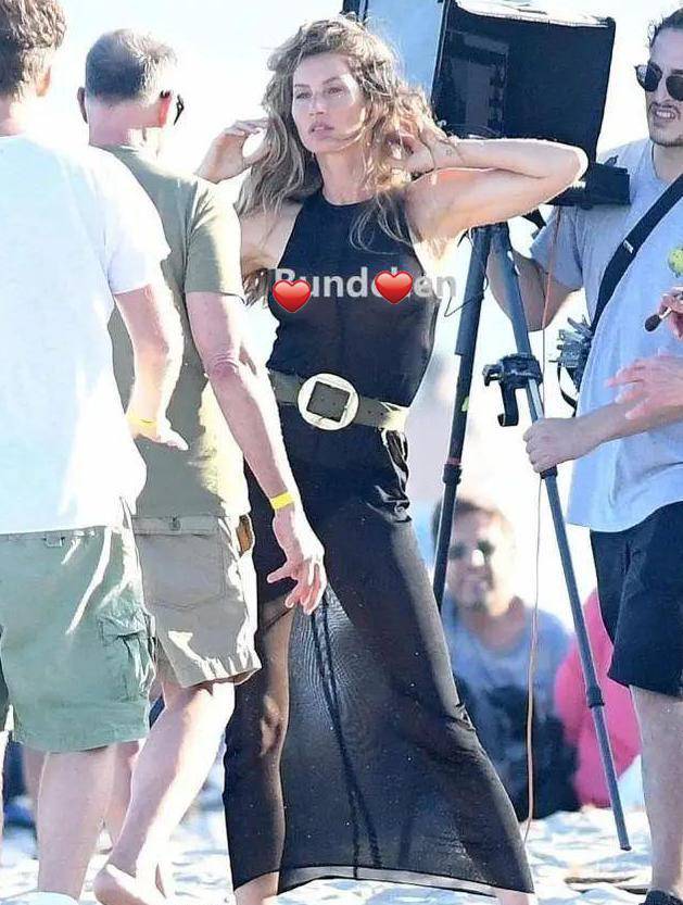 超模邦臣惊艳复出,几乎全裸,骄傲,小李子前女友_布雷迪_时间_家人