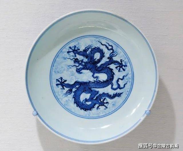 美国大都会博物馆馆藏中国瓷器_cm_直径_青花
