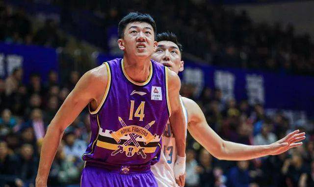 此前,孙悦也曾经对王少杰说过类似的话,那就是,都2个人来说包夹你了