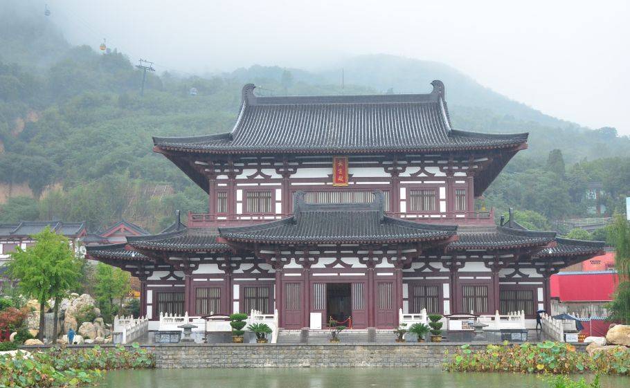 【小编看世界】西安旅游必去！这些神秘景点你一定不能错过 - - 中职易班 学生互动社区