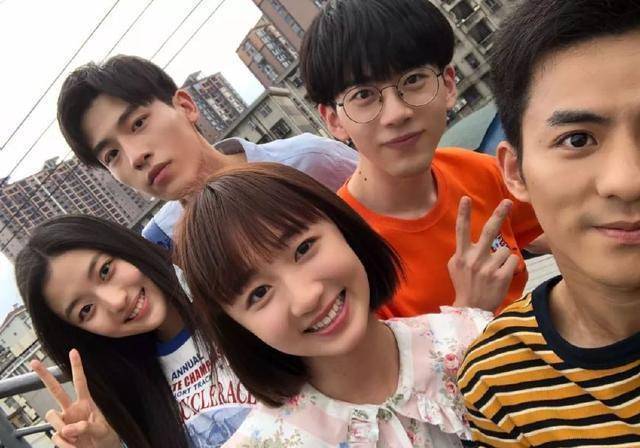 5位95后新人主演郭敬明ip《悲伤逆流成河》他们的颜值有多能打?