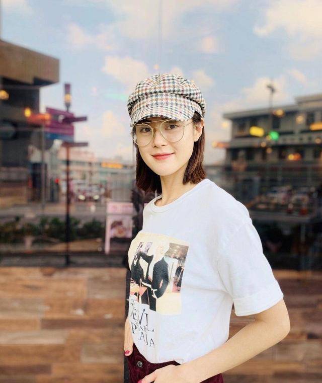 tvb女艺人凭两角色成功上位 曾在台庆获得大奖总值一百万港币_于淼_剧