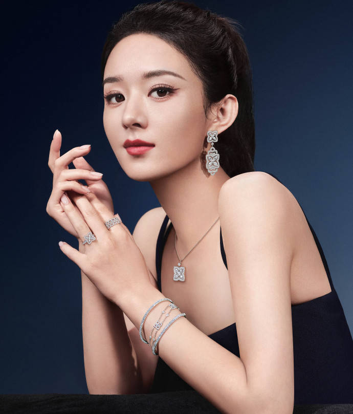 赵丽颖珠宝代言写真高贵靓丽!