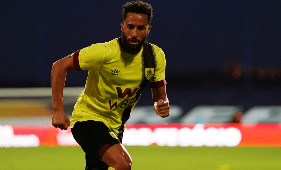 安德罗斯·汤森德看到伯恩利交易崩溃_球员_寻找_季前赛