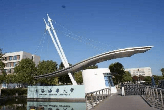 上海插班生考试——大一可以换学校，你符合插班生考试报名条件吗？