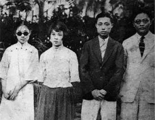 而梁宗岱或许是找到了真爱,与甘少苏度过了后来的四十年生活.