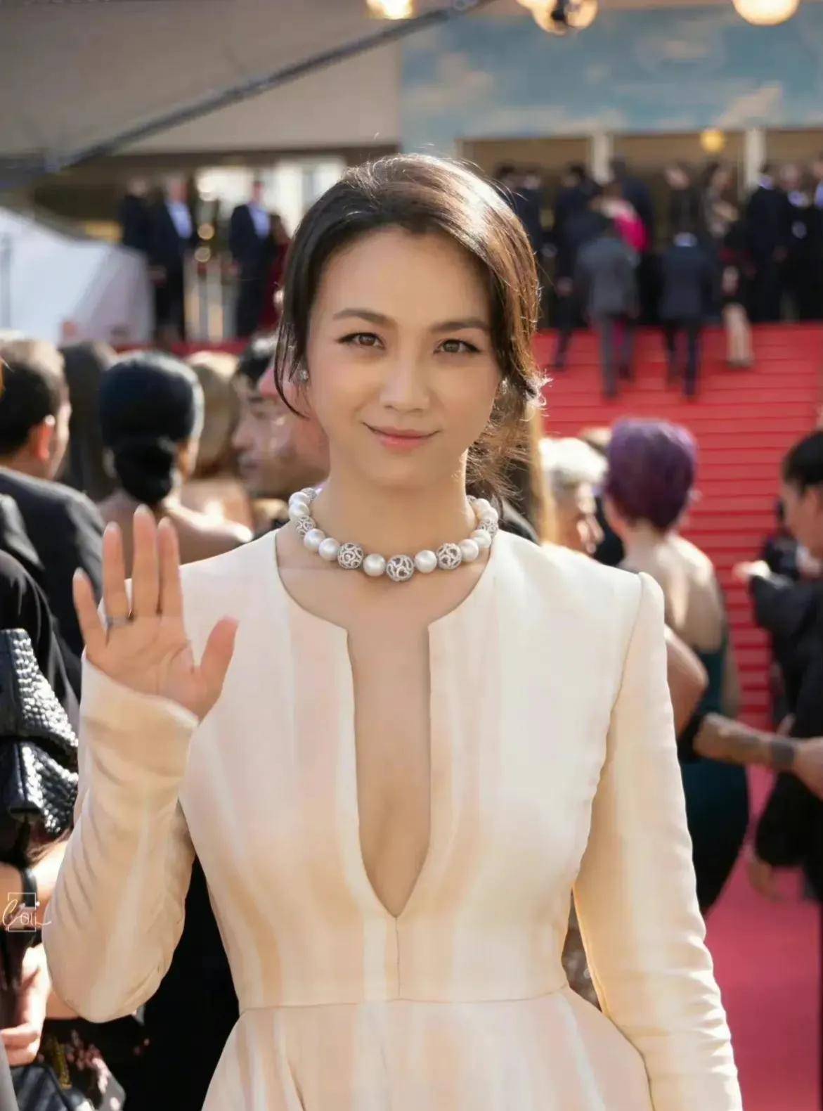 迪丽热巴,宋祖儿白宇刘诗诗周迅,汤唯刘宇宁,赵丽颖杨烁_嘉行_关系