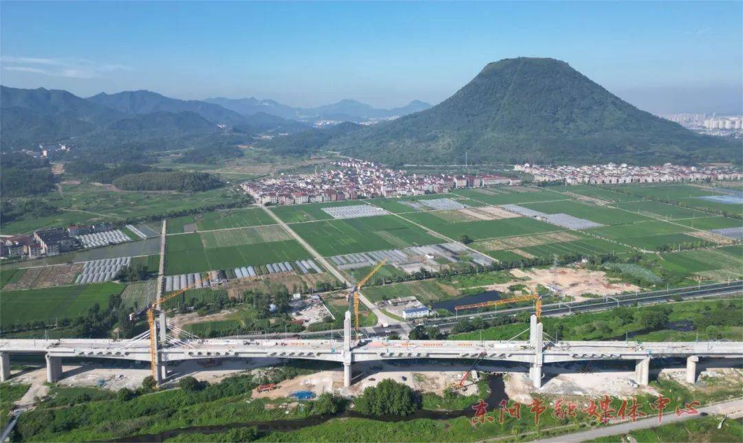 杭温高铁东阳段_施工_横店_进行