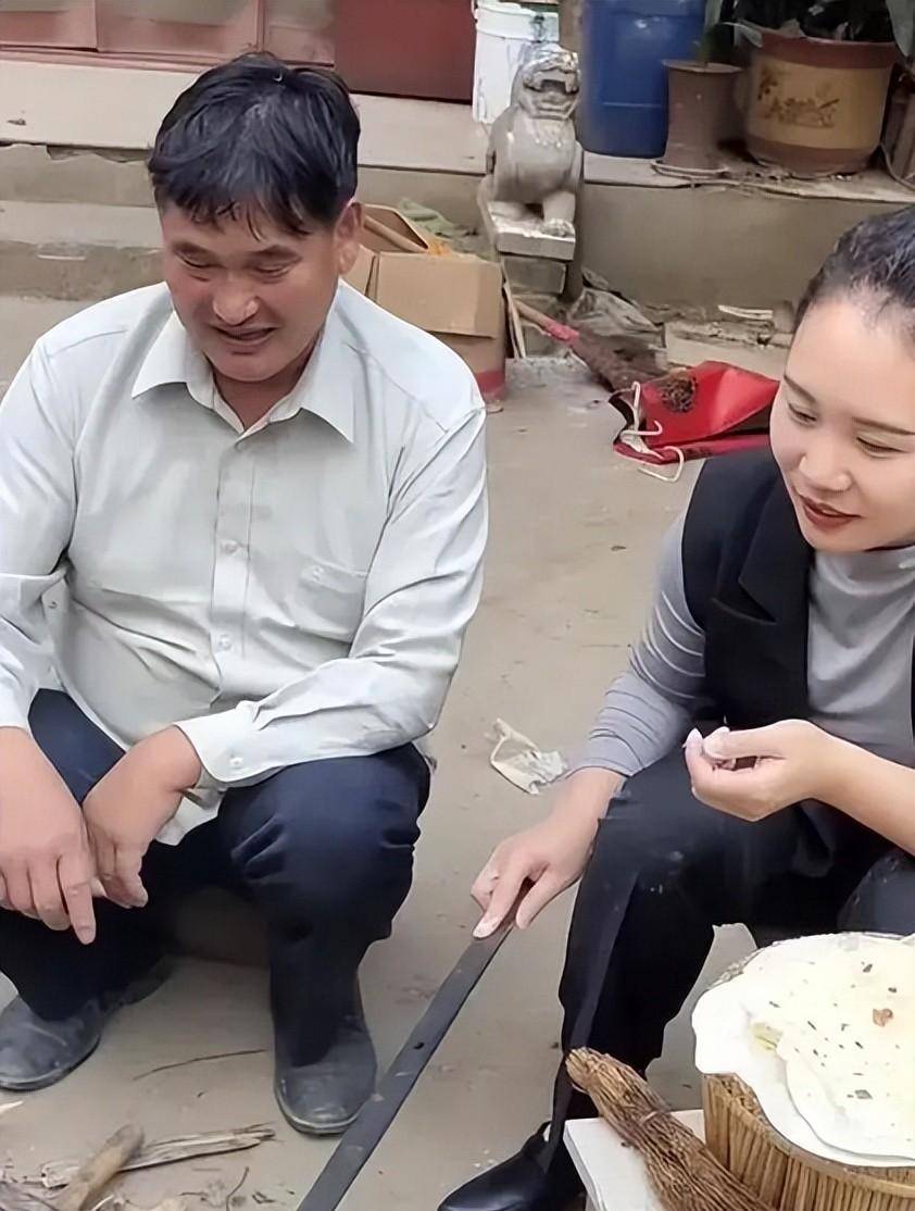 有实力的没出名,出洋相学狗叫的成了角儿,大衣哥躺枪_元庆_朱之文