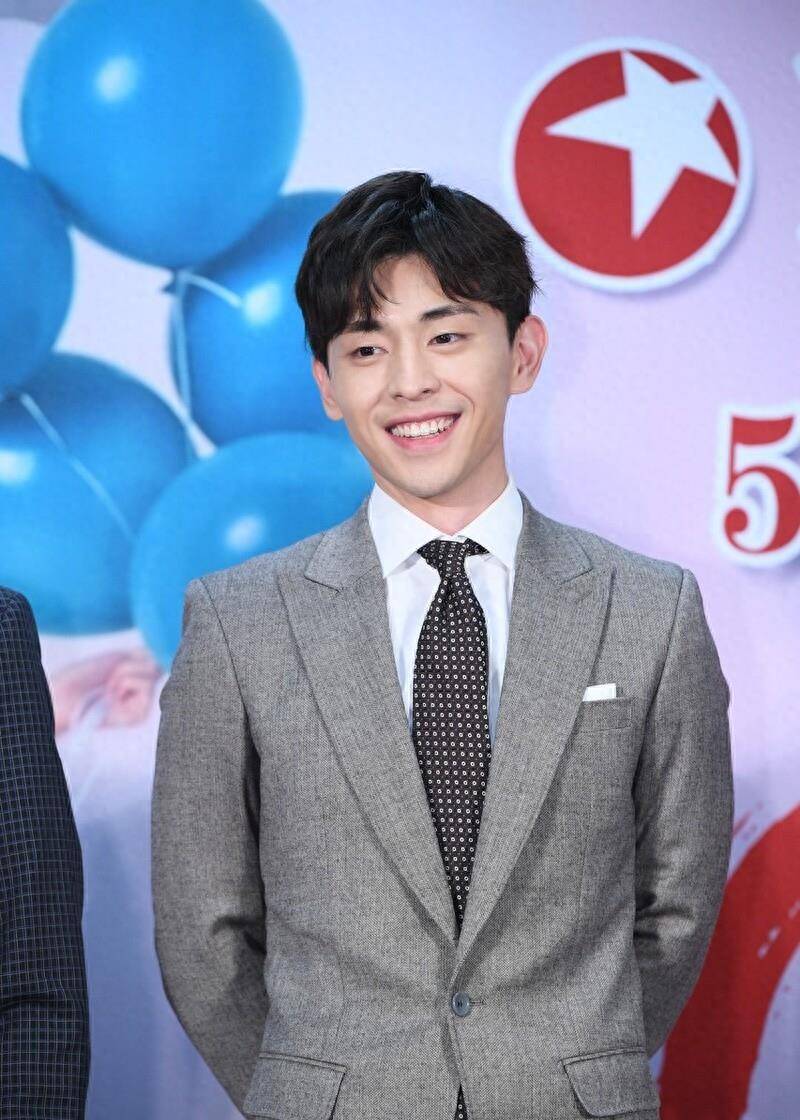 邓伦综艺哪个好看_节目综艺好看邓伦在哪看_邓伦的综艺节目哪些好看