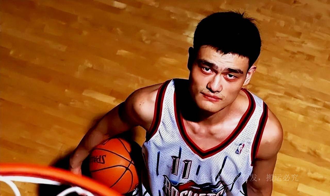 姚明和女子叶莉近况:42岁叶莉年轻似少女,13岁女儿身高1米9