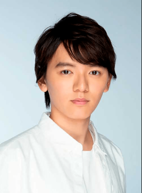 人气最高的00后日本男,女艺人排行!_作品_个人_广濑