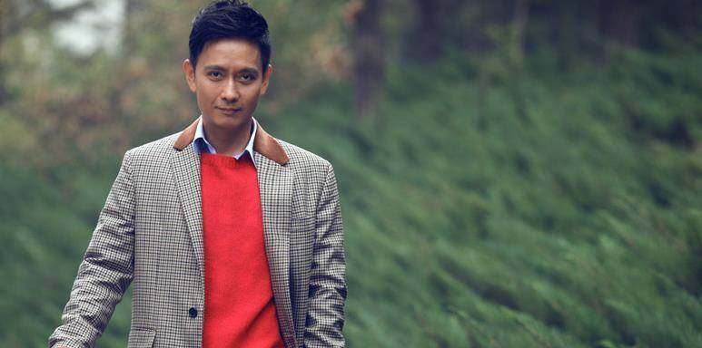 当年力压张国荣获影帝,为救女儿被烧伤,谢君豪如今怎么样了_演艺_话剧