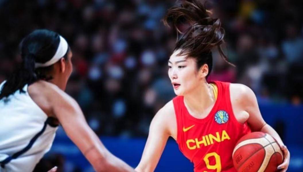 女篮热身赛两新人入选,张敬一,刘禹彤无缘,韩旭,李梦缺席_张玲阁_张