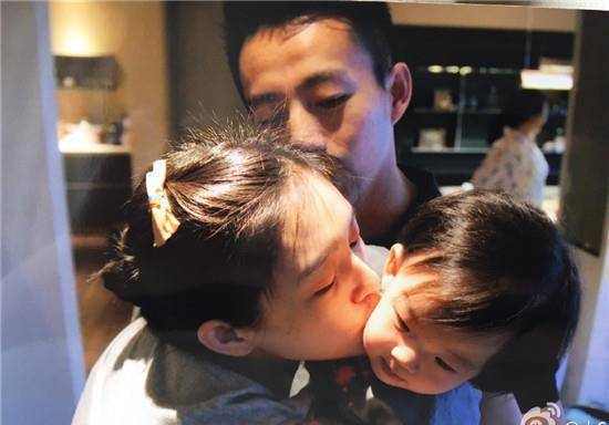 大s追星木村拓哉,汪小菲满屏醋味炫18年前帅照,老婆却无动于衷_安以轩