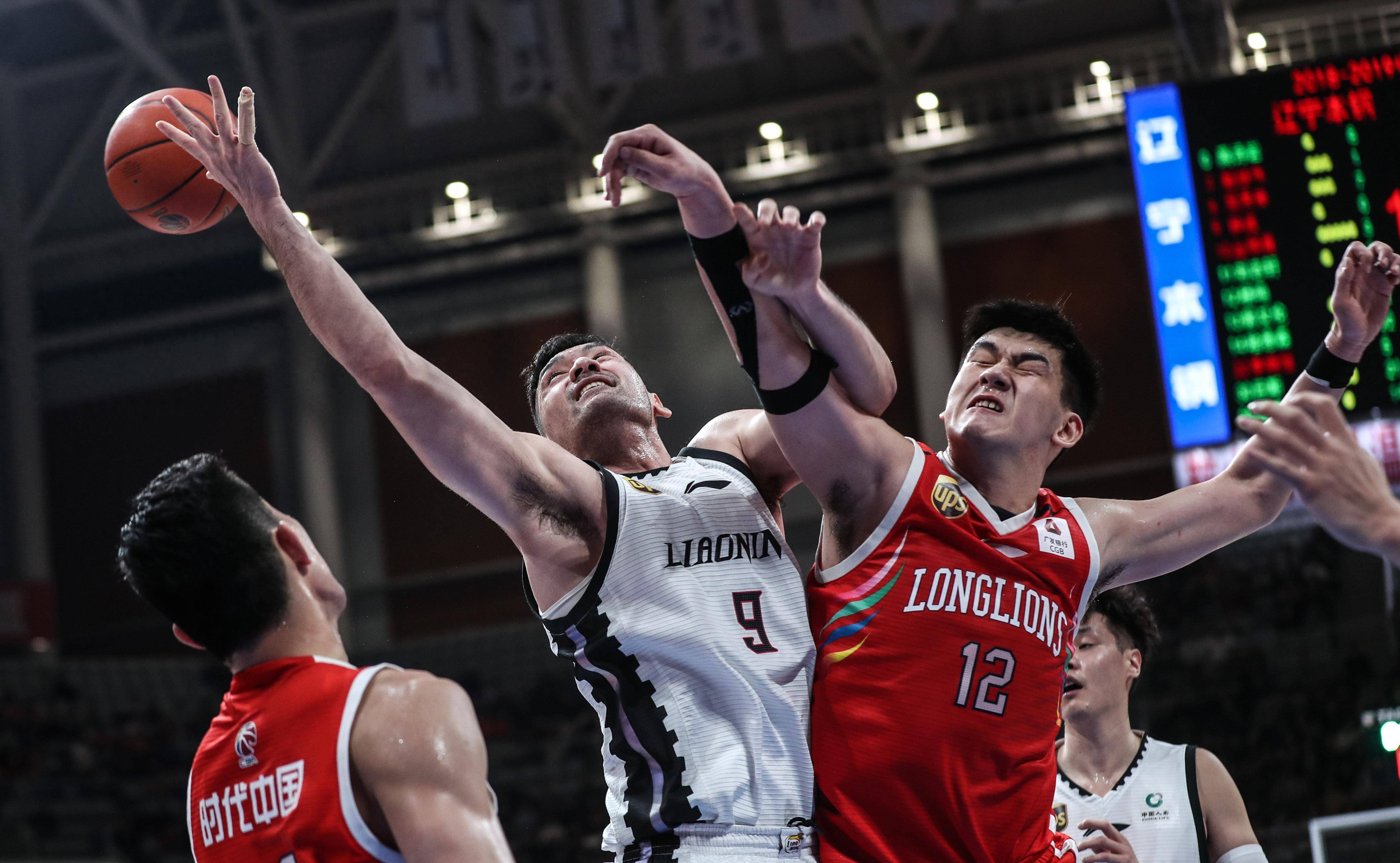 辽篮传来好消息,杨鸣续约,内线获超级外援,将建立"篮球王朝"_1_cba