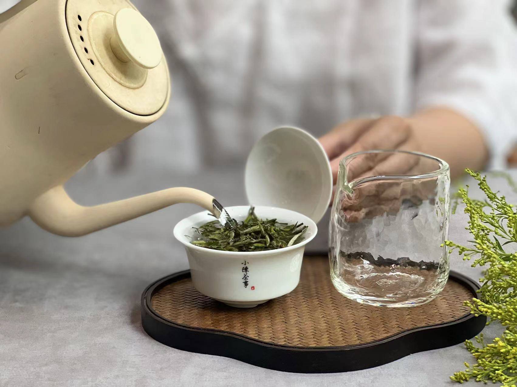 5种错误的喝茶闻香方法,看完才知道,这么多年茶白喝了!