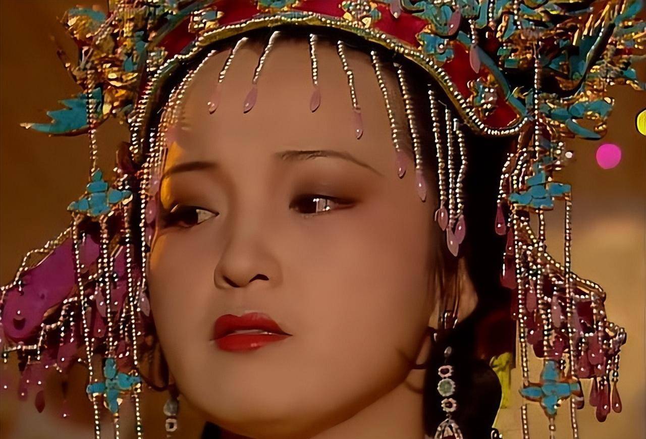 《红楼梦》贾元春到底如何死的?_皇帝_王夫人_家族