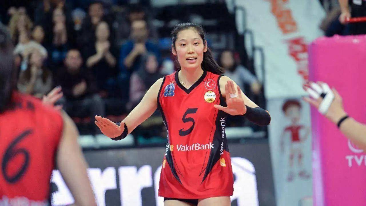 名记回应,真相翻转,排协不该这样做_球员_中国女排_球迷