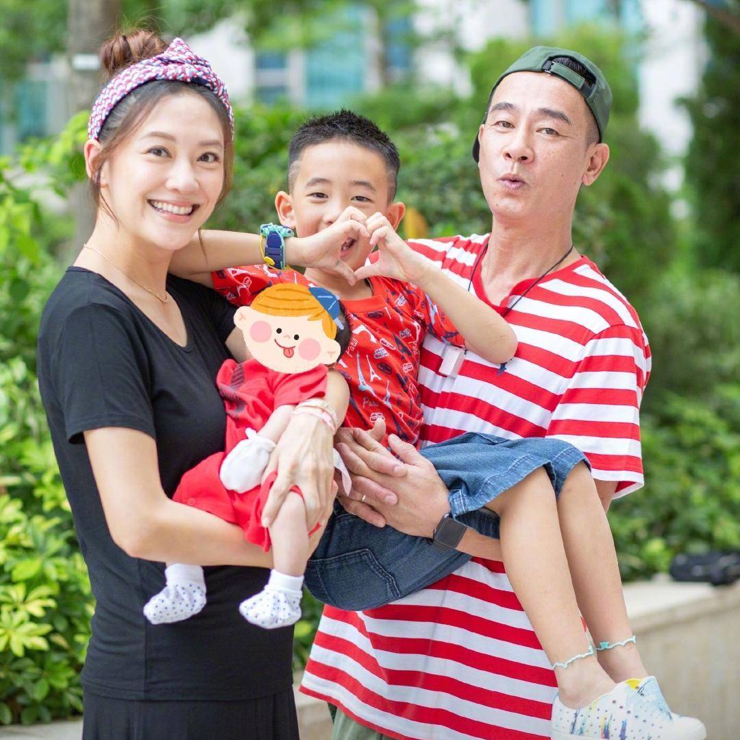 陈小春的不羁爱情,绯闻女友都是女神,情定应采儿将其宠成公主_小林