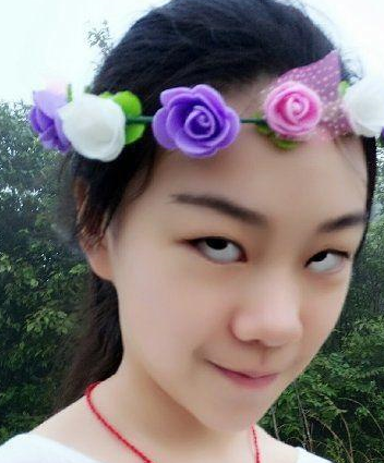 搞笑gif图片笑话段子:表妹昨天被男朋友甩了,今天表情很怪异_奶奶