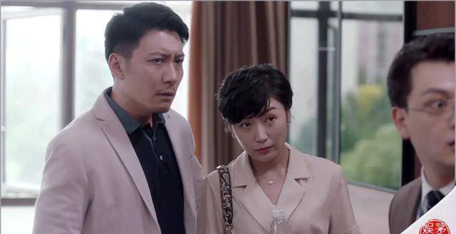 事实上,演员张萌戏外的身份也是"老板娘",她老公就是上海耀客投资管理