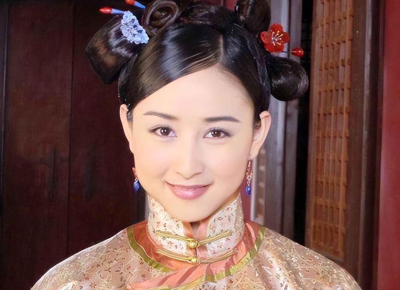 "胡静:被亿万富豪苦追三年,打败杨紫琼成豪门阔太_朱兆祥_婚礼_婆婆