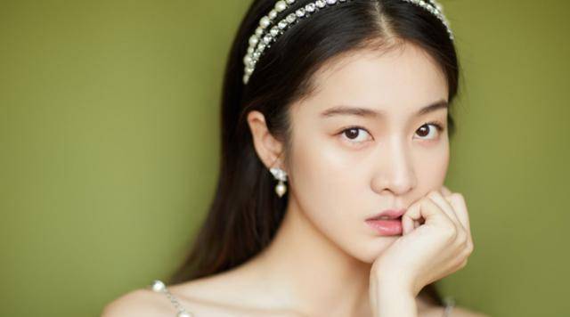 张雪迎与辛云来恋情疑曝光,据传已同居;杨紫与胡辣汤事件再引关注